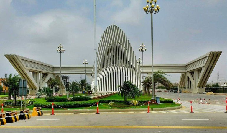 Main gate of Bahria Town Karachi Now Ready